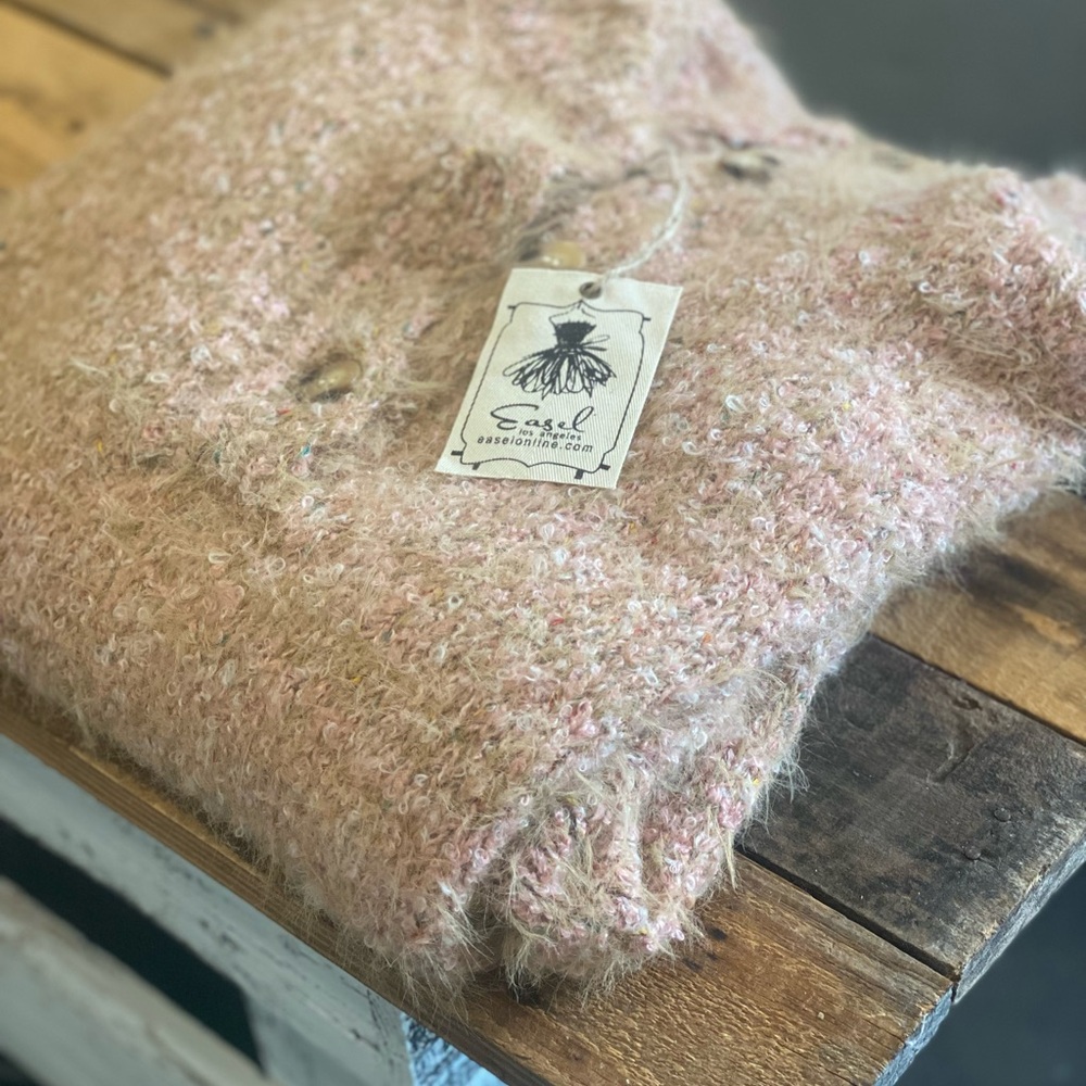 Henley Sweater purchased from boutique. BEAUTIFUL! Size small